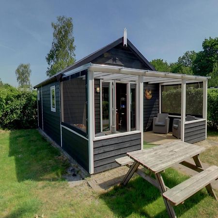 Chalet With Dishwasher, In Natural Environment IJhorst Exterior photo